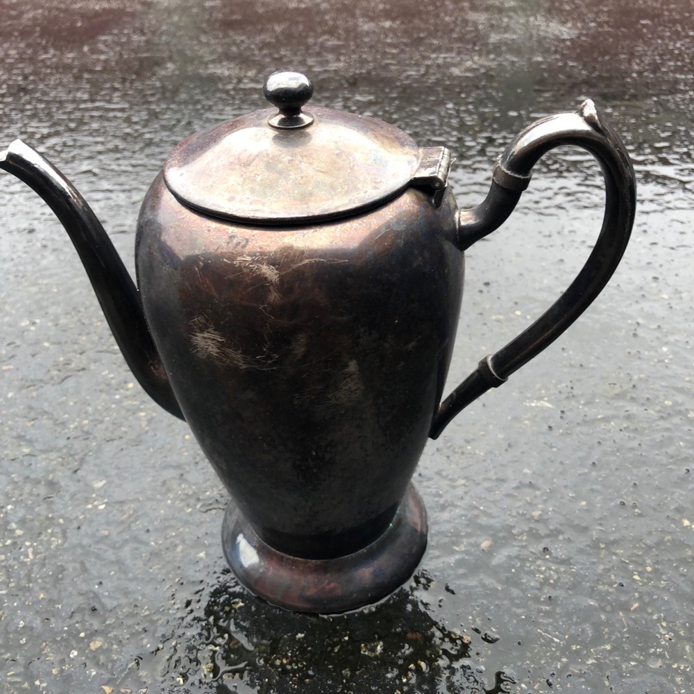 Academy Silver On Copper 10" Hinged Lid Teapot with Handle